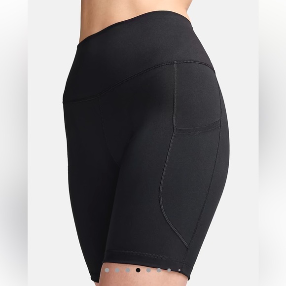 Nike Athletic High-Waisted Black 8" Biker Shorts with Pockets Women Size Large - Picture 8 of 9